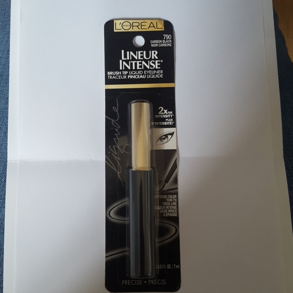 Eye liner
